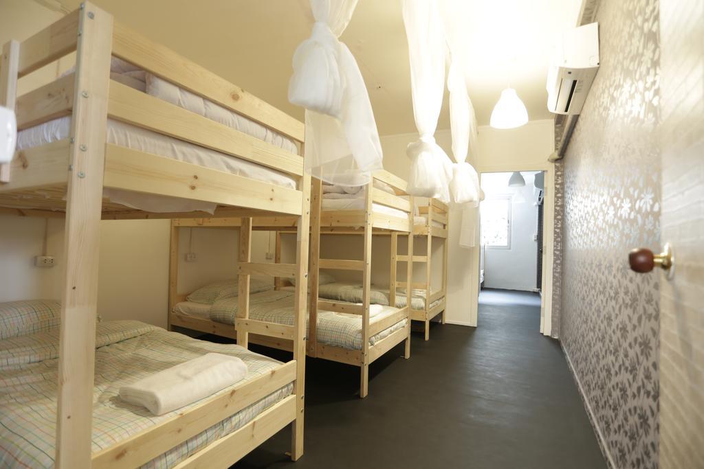 Tiger Lily Hostel バンコク都 部屋 写真