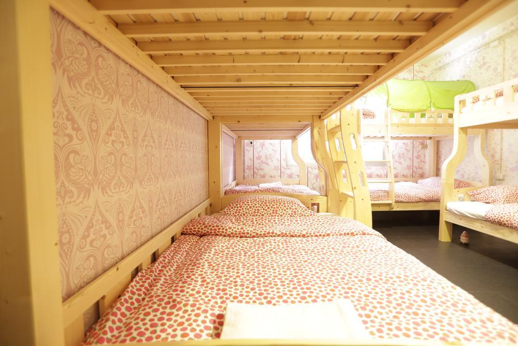 Tiger Lily Hostel バンコク都 部屋 写真